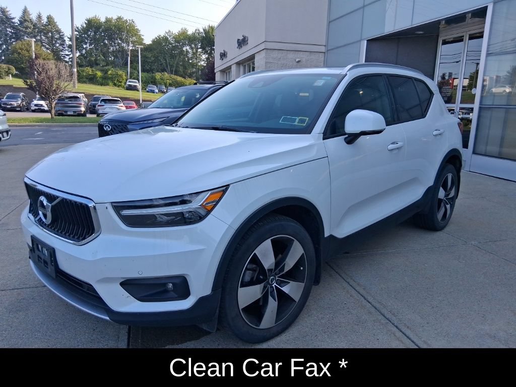 Used 2021 Volvo XC40 T5 Momentum w/ Protection Package Premier AWD/4WD image 7