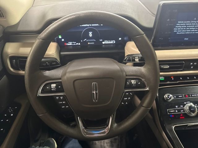 Used 2022 Lincoln Nautilus AWD image 16