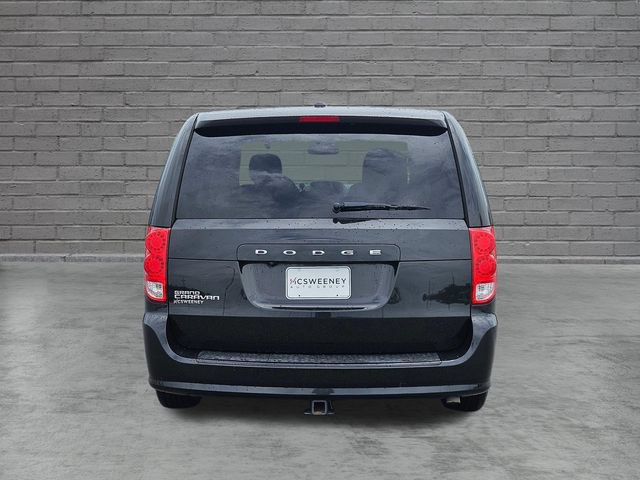 Used 2019 Dodge Grand Caravan SE FWD image 4