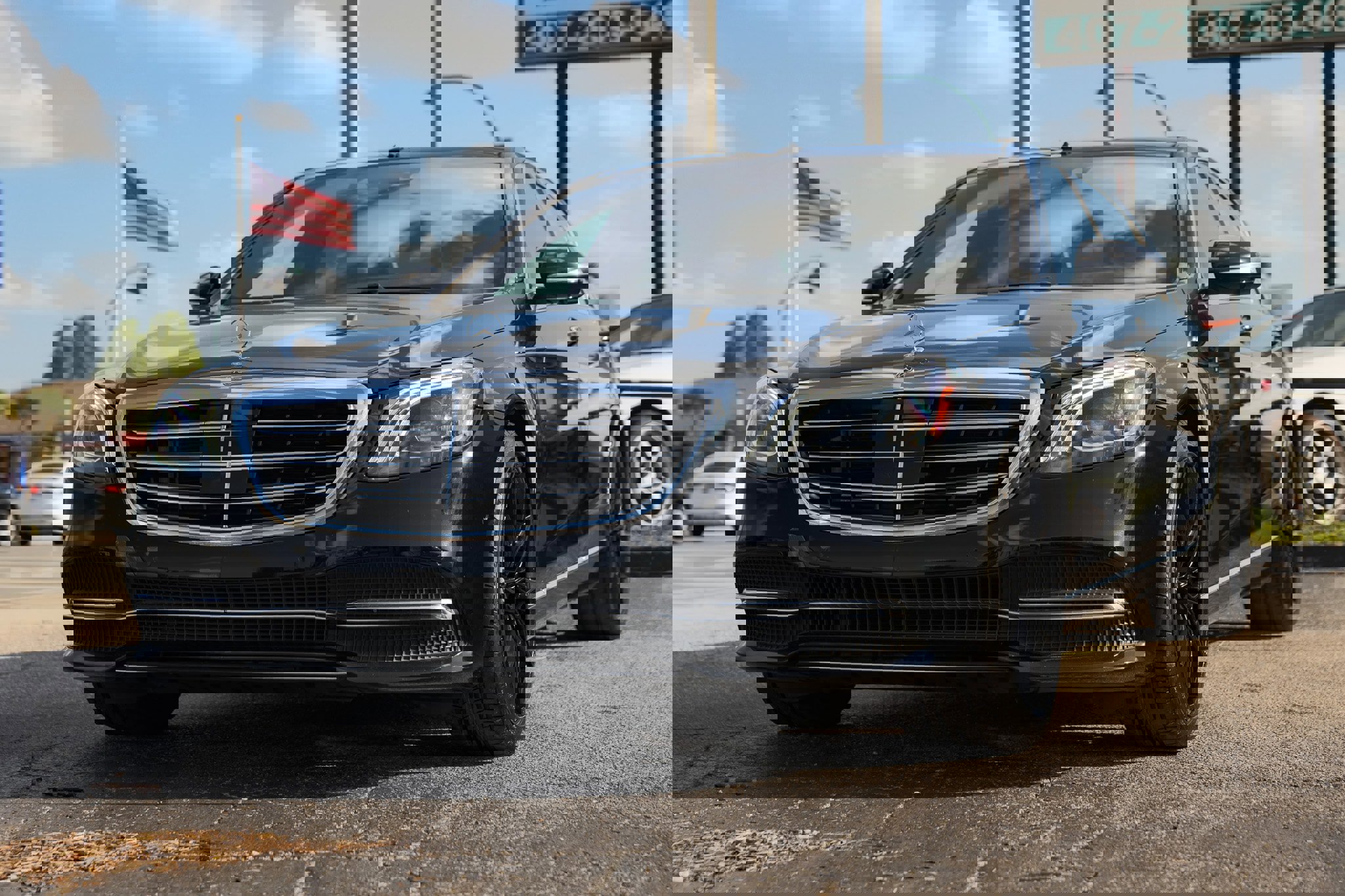 Used 2020 Mercedes-Benz S 450 Sedan image 4