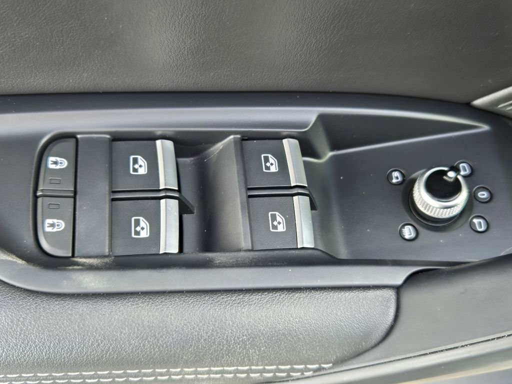 Used 2023 Audi Q5 2.0T Premium Plus image 19