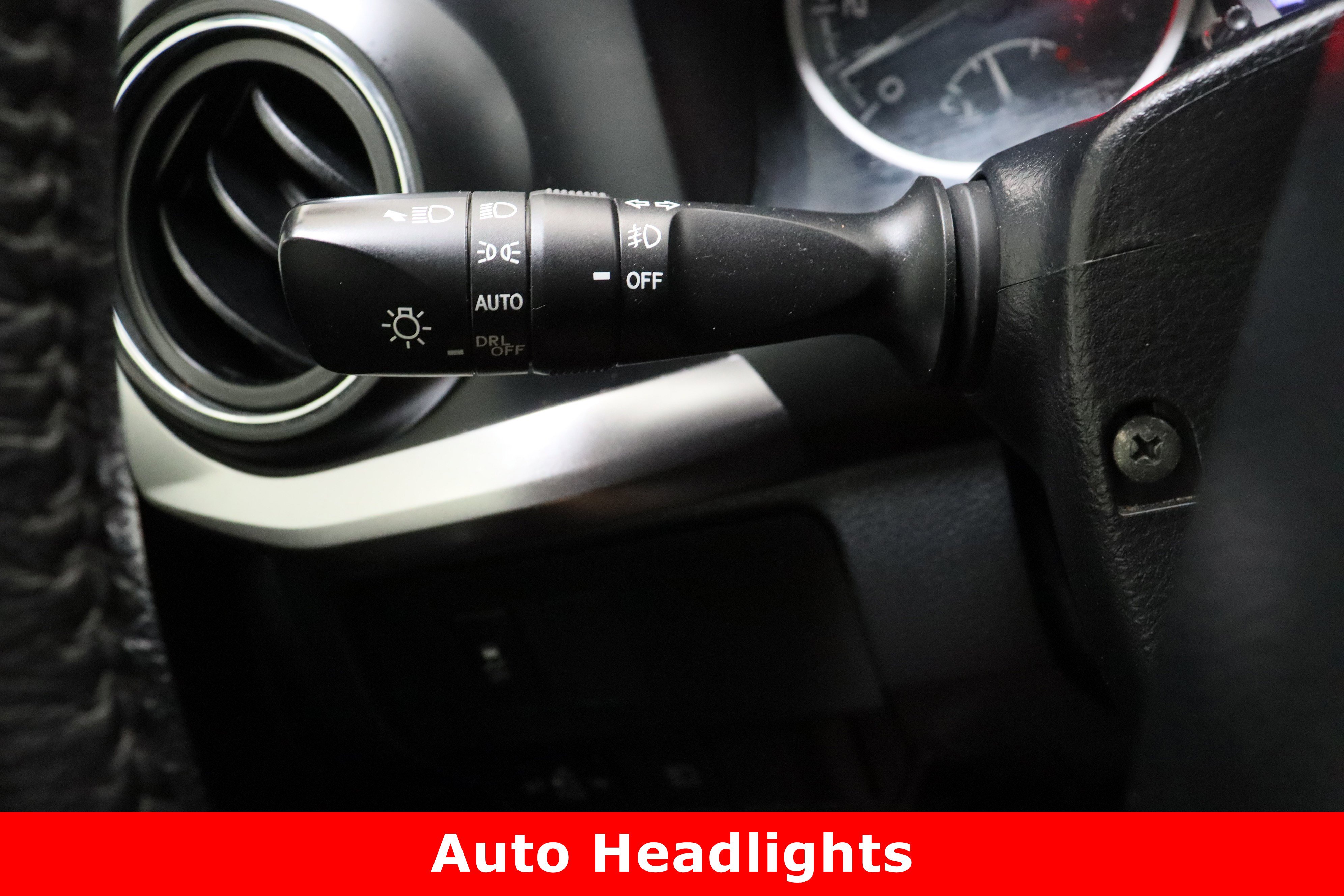 Used 2023 Toyota Tacoma SR5 image 24