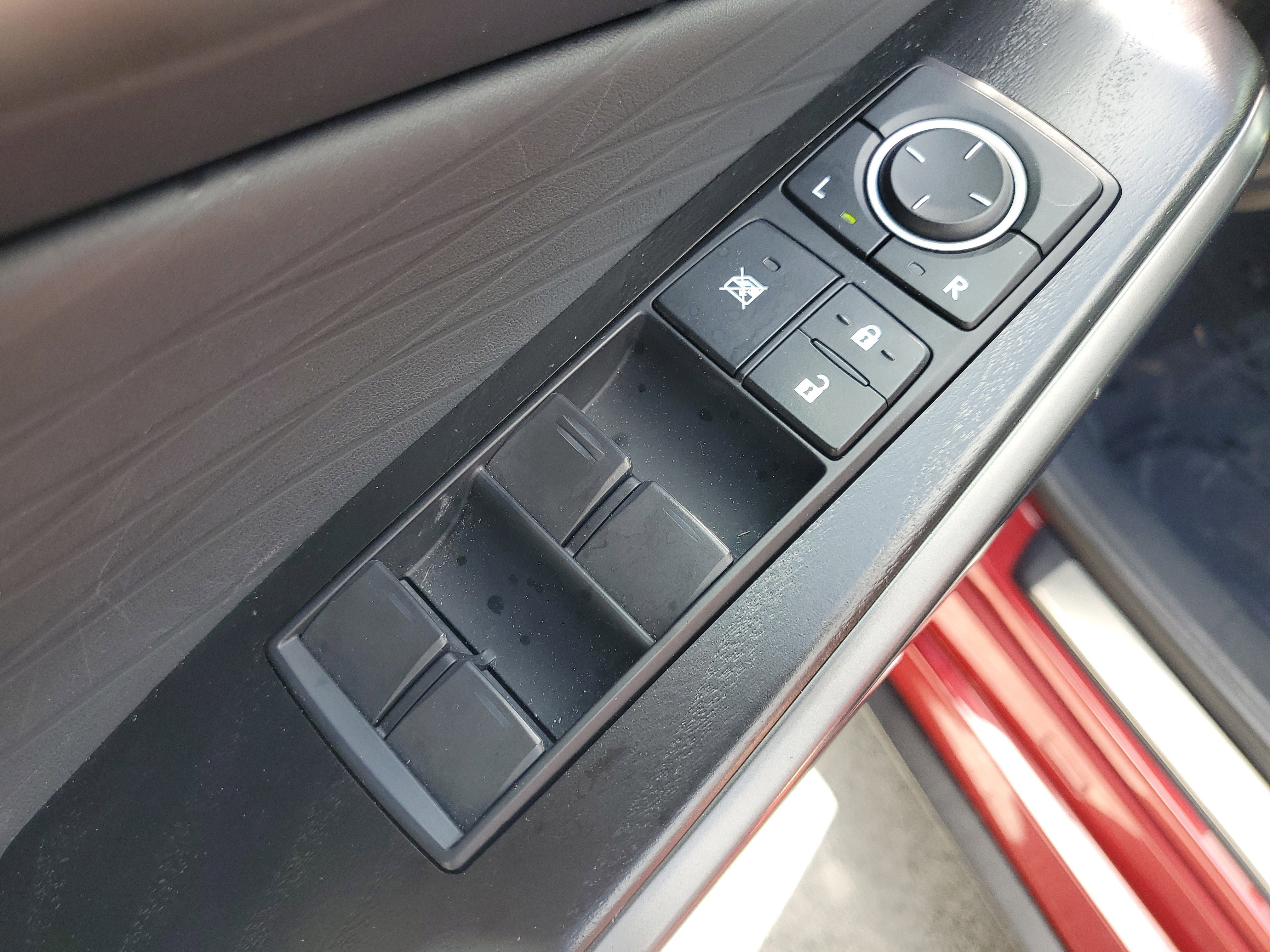 Used 2022 Lexus IS 300 w/ Premium Package image 18