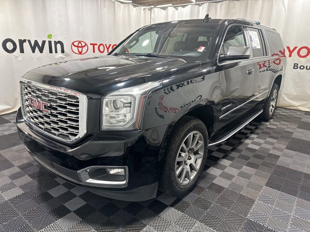 Used 2020 GMC Yukon XL Denali image 3