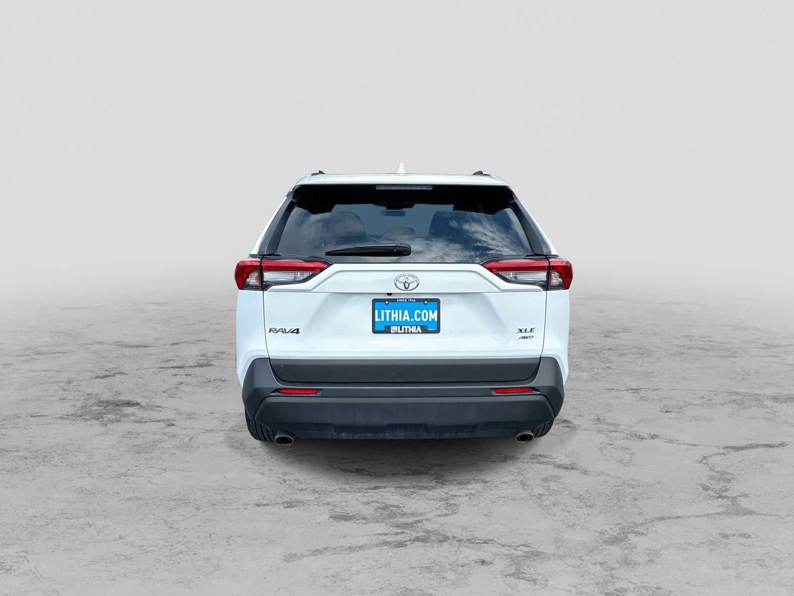 Used 2025 Toyota RAV4 XLE AWD/4WD image 7