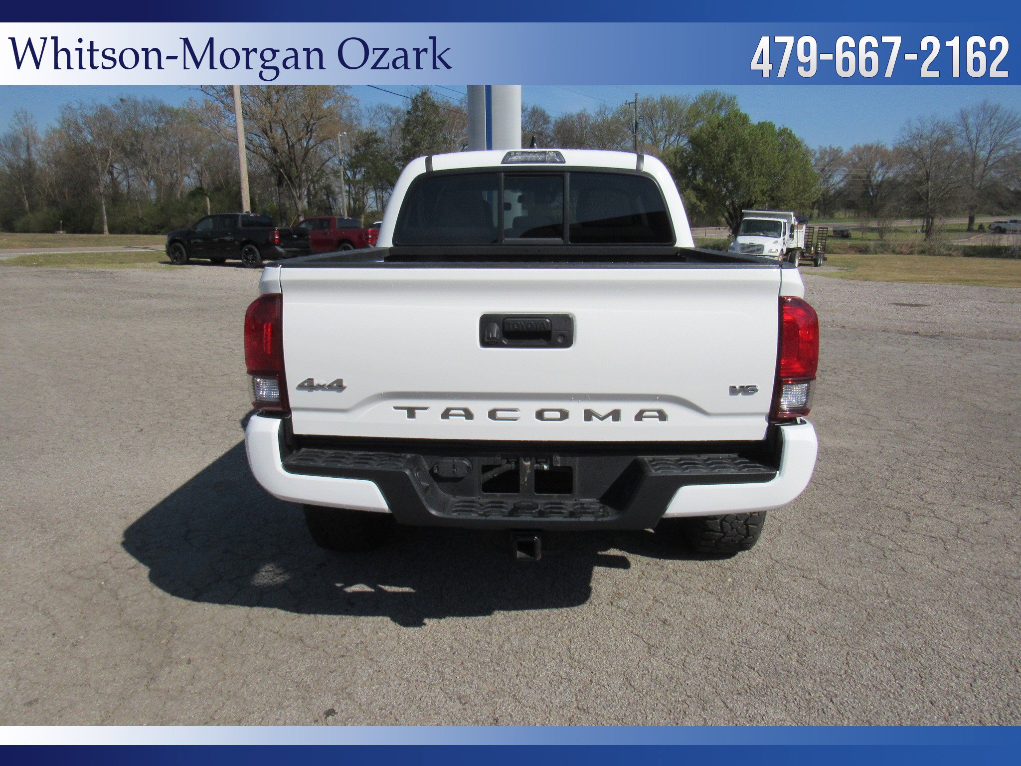 Used 2022 Toyota Tacoma SR AWD/4WD image 12
