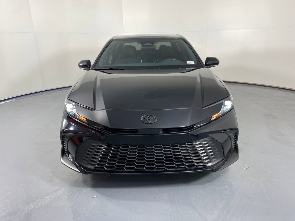 Certified 2025 Toyota Camry SE image 2