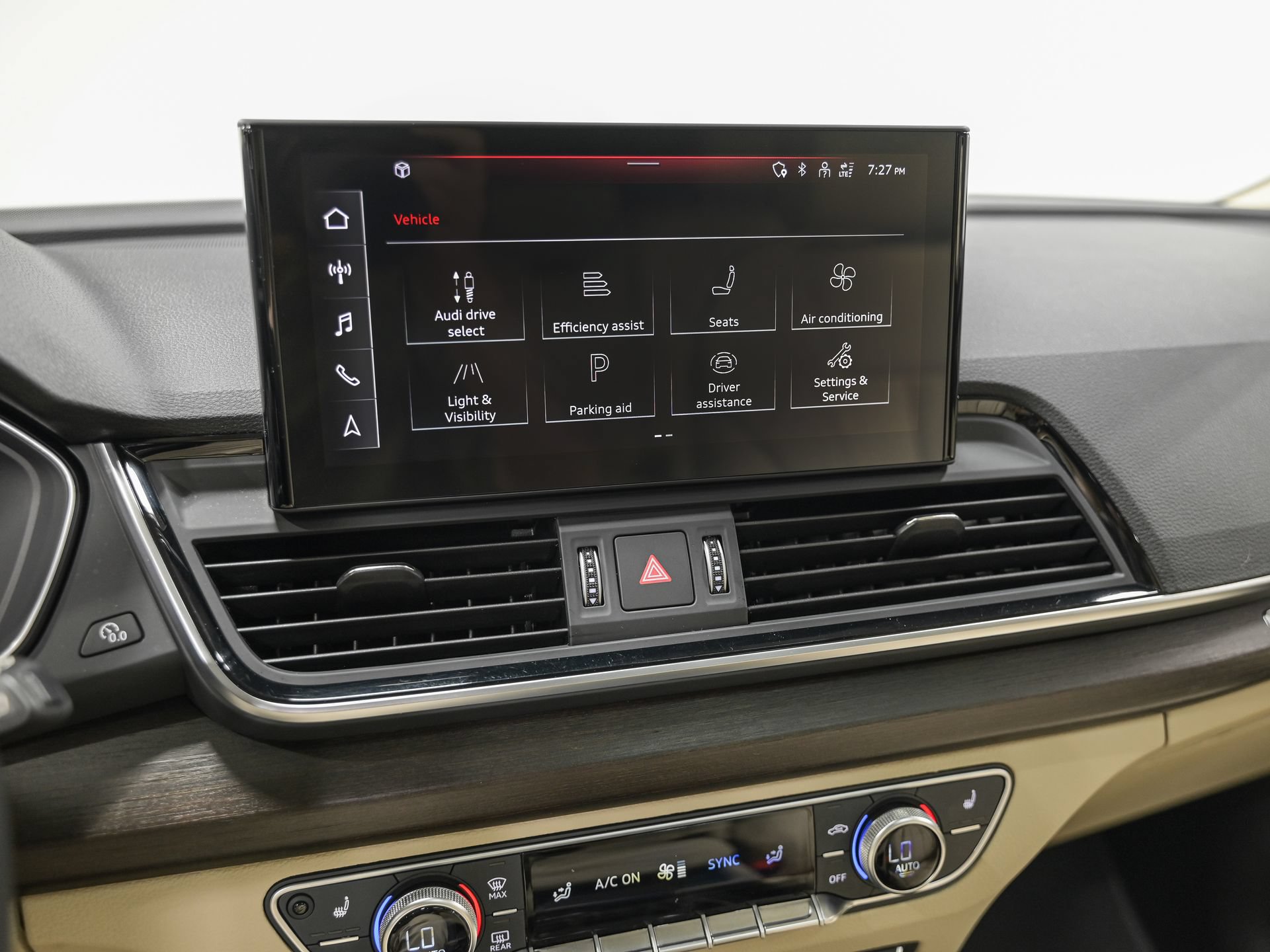 Used 2024 Audi Q5 2.0T Premium Plus AWD/4WD image 22