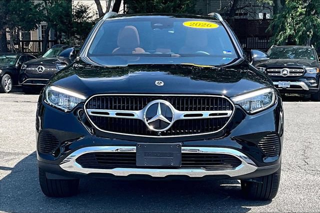 Used 2026 Mercedes-Benz GLC 300 4MATIC image 2