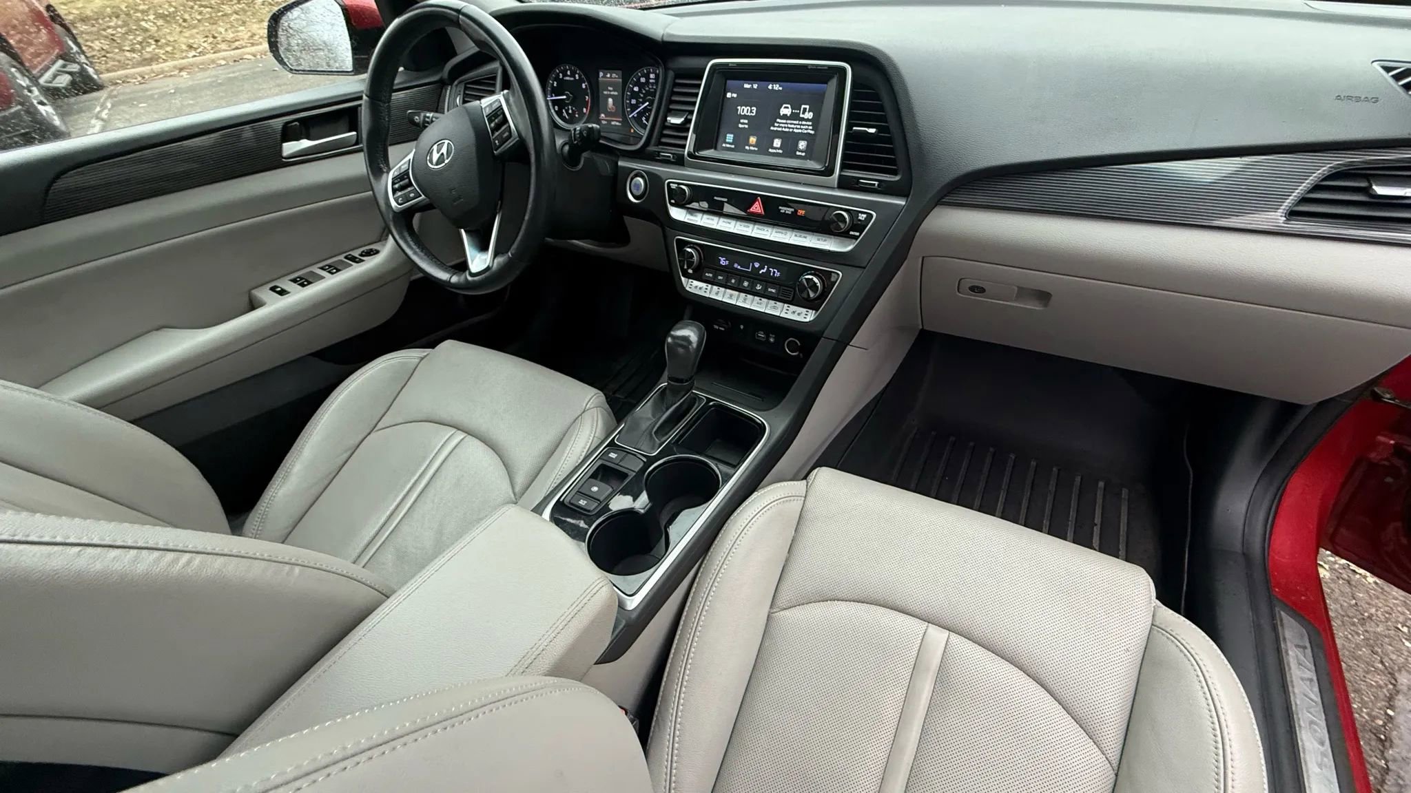 Used 2018 Hyundai Sonata Limited image 38