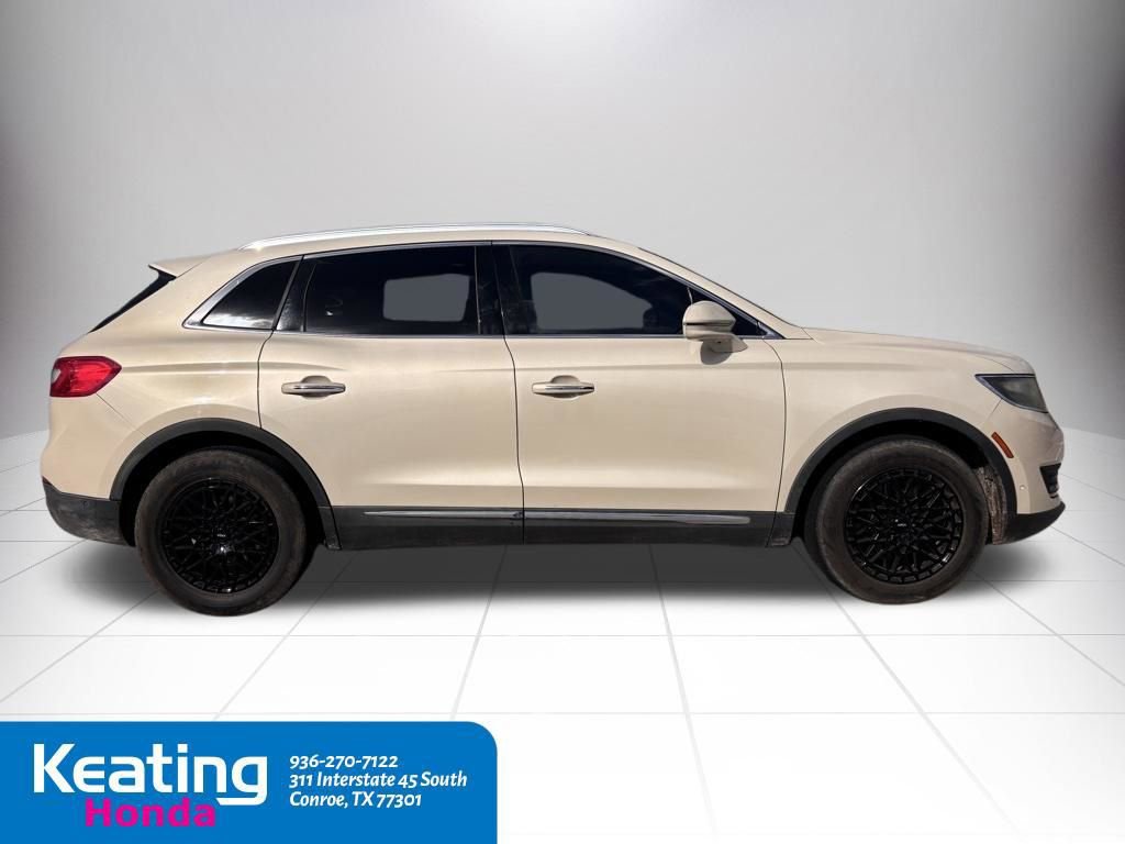 Used 2016 Lincoln MKX Reserve w/ Luxury Package image 4