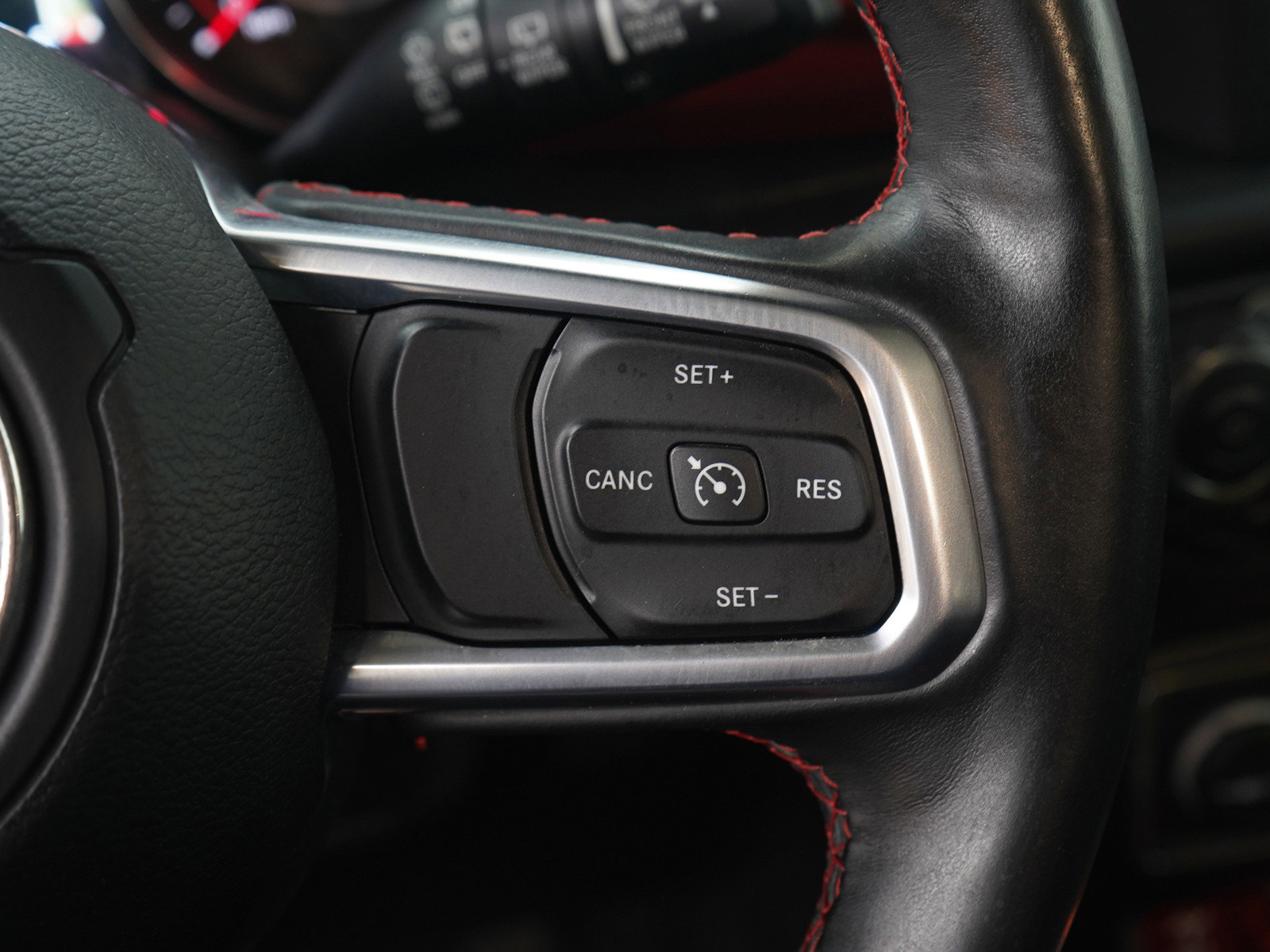 Used 2019 Jeep Wrangler Unlimited Rubicon w/ Dual Top Group image 18