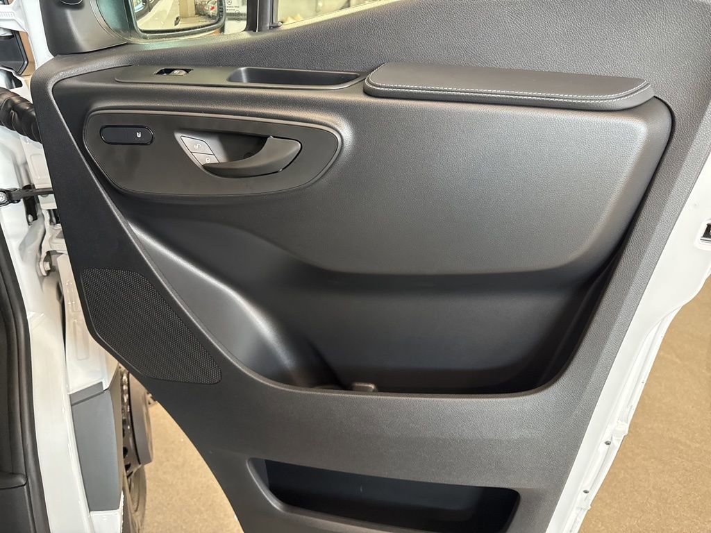 New 2025 Mercedes-Benz Sprinter 4500 image 14