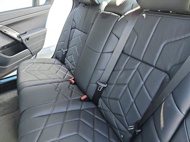 New 2025 BMW i7 eDrive50 image 15