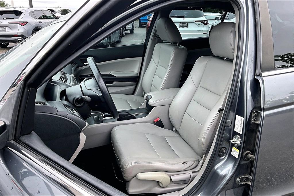 Used 2012 Honda Accord LX image 32