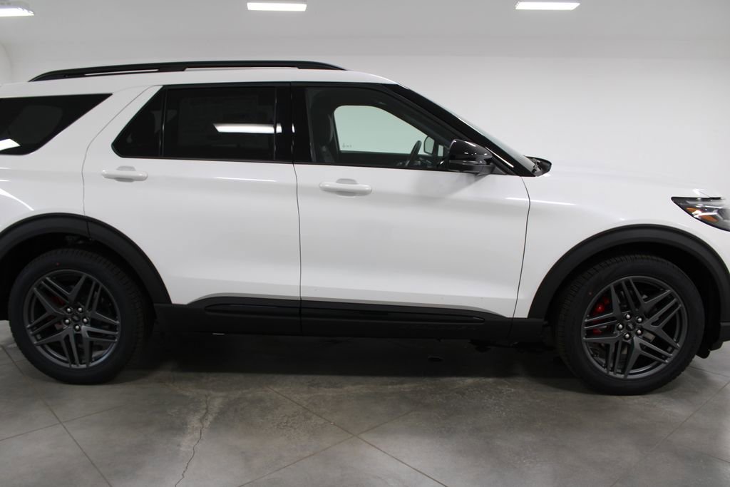 New 2026 Ford Explorer ST w/ Sun And Sound Package image 10