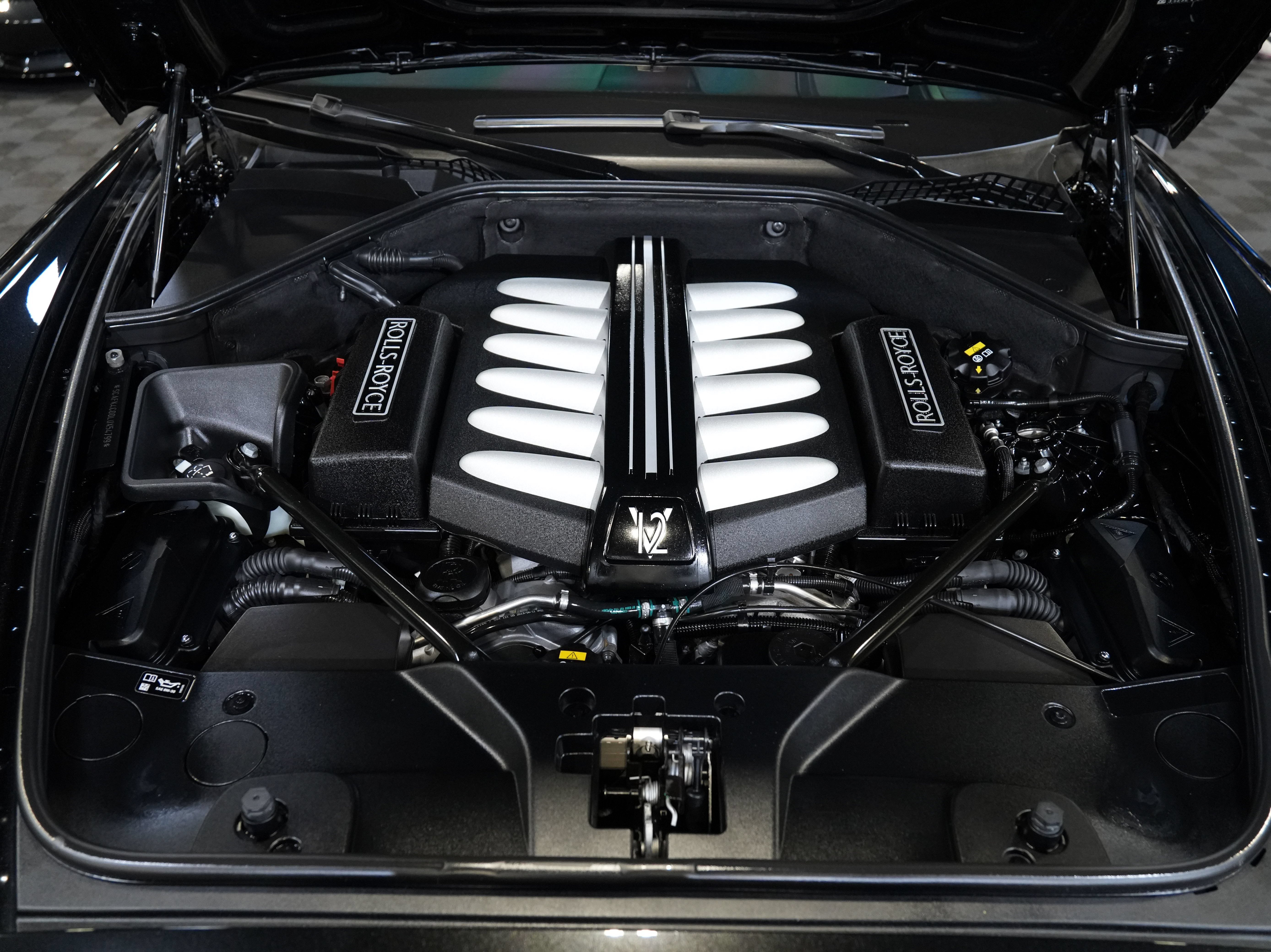 Used 2020 Rolls-Royce Ghost RWD image 56