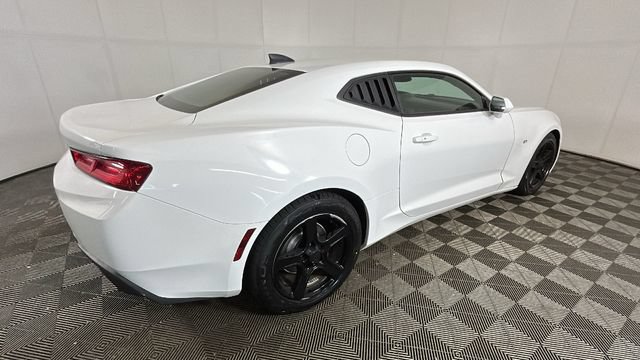 Used 2016 Chevrolet Camaro LT RWD video 2