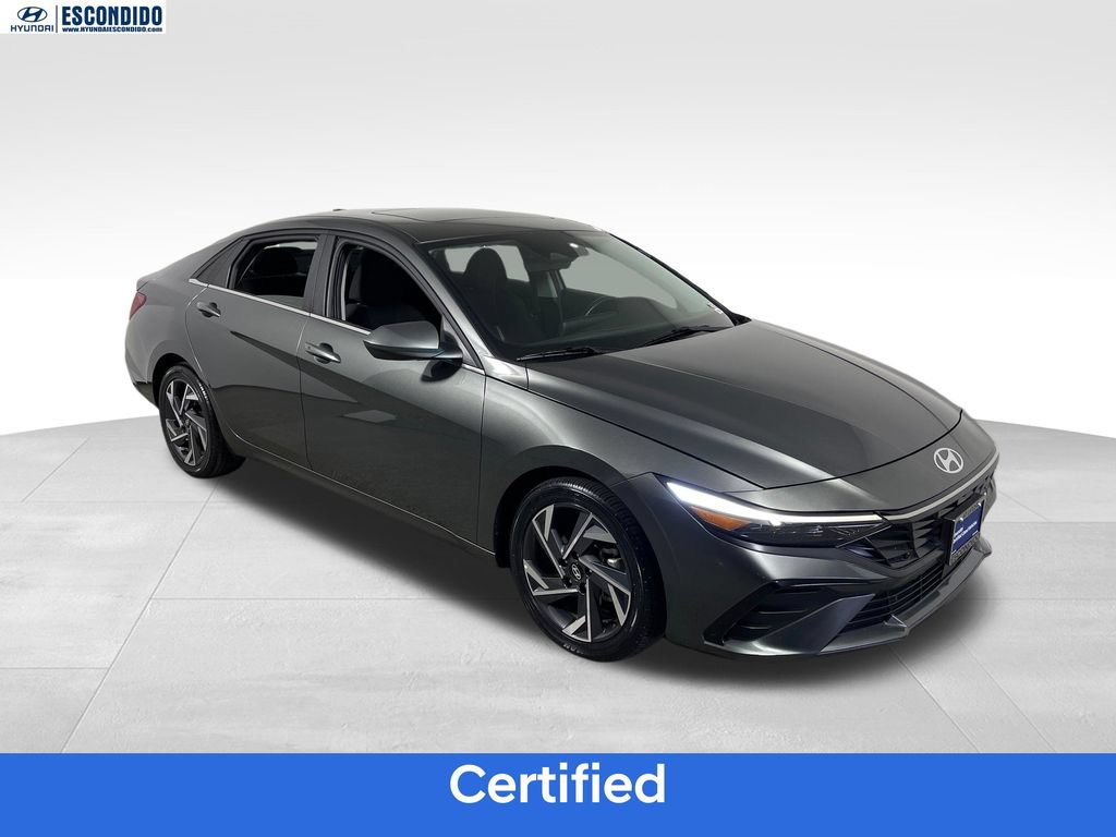 Certified 2025 Hyundai Elantra SEL FWD image 7