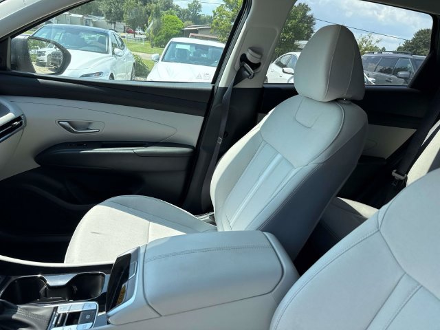 Used 2025 Hyundai Tucson SEL FWD image 19
