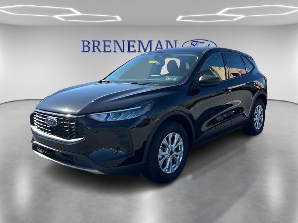 Used 2025 Ford Escape Active w/ Cold Weather Package