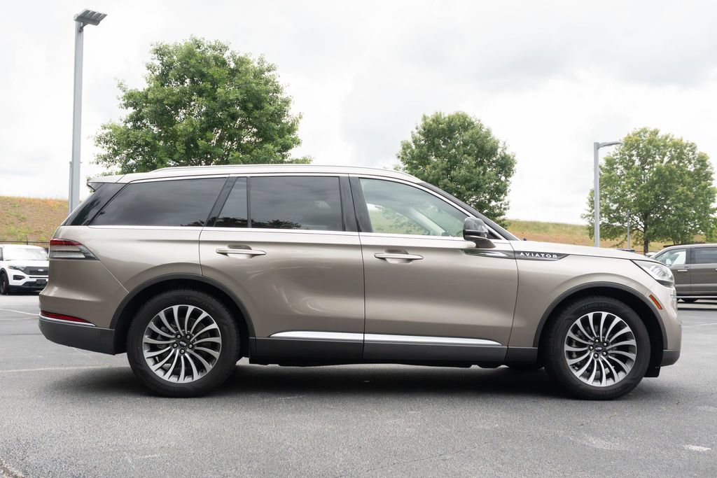 Used 2020 Lincoln Aviator Reserve w/ Elements Package Plus RWD image 11