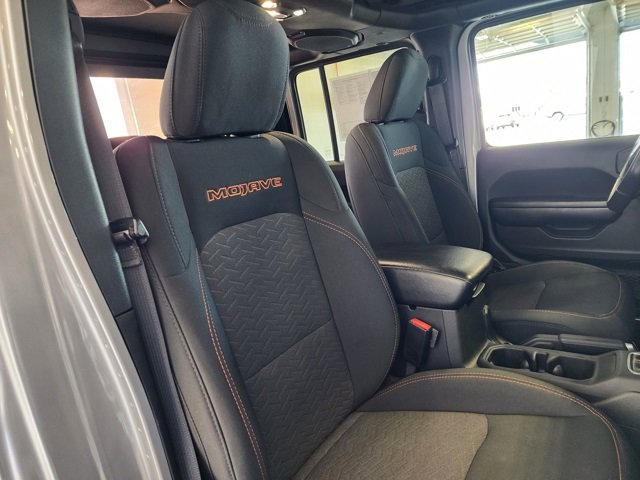 Used 2021 Jeep Gladiator Mojave w/ Cold Weather Group image 15