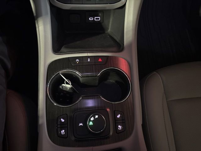 Used 2023 GMC Acadia SLT w/ Technology Package image 19