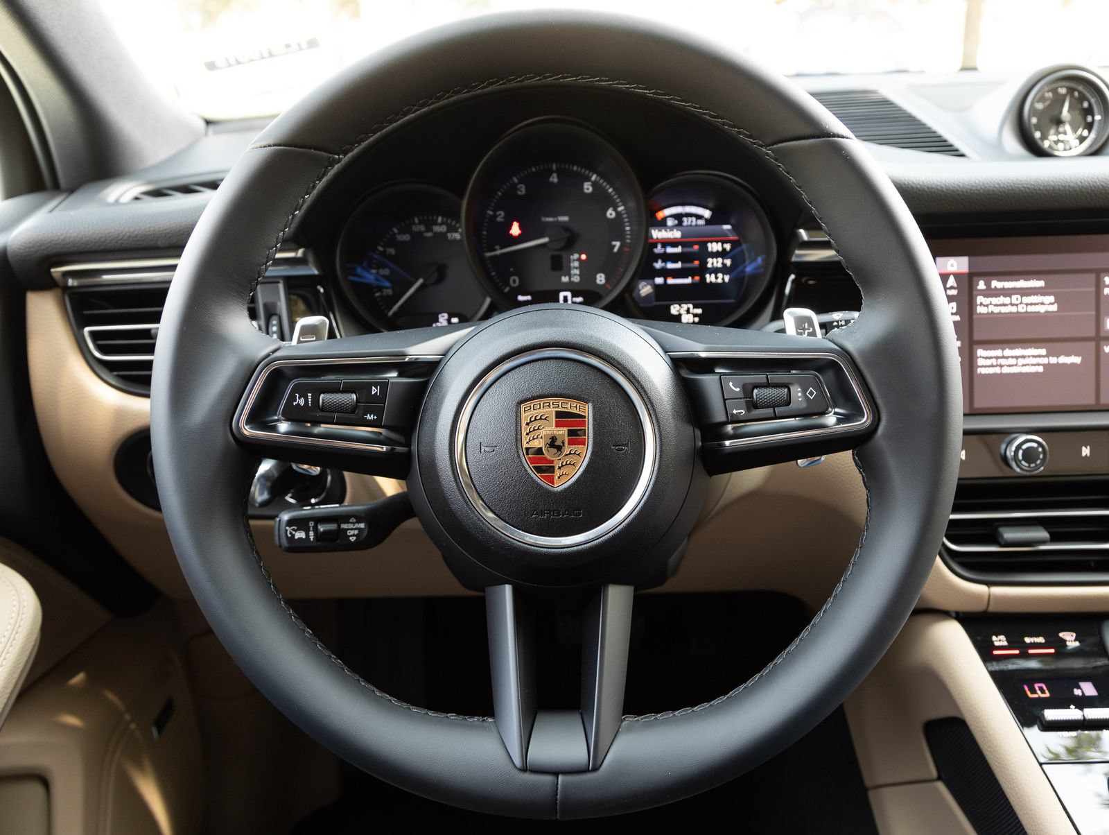 New 2026 Porsche Macan AWD/4WD image 13