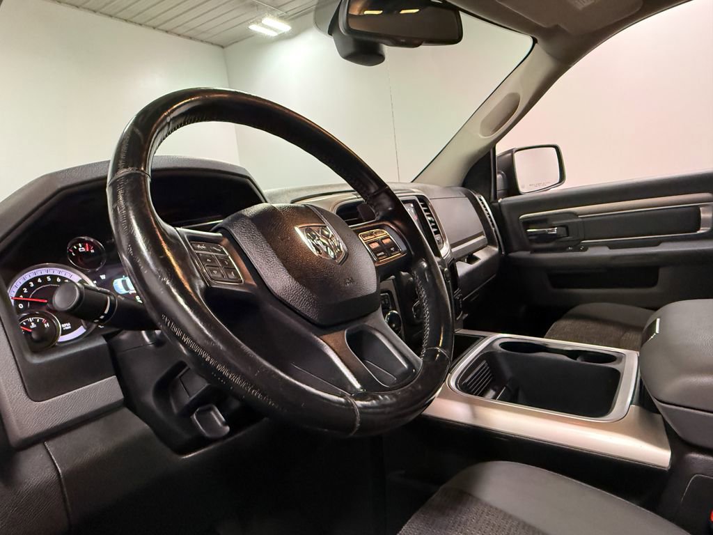 Used 2019 RAM 1500 Classic Warlock AWD/4WD image 74