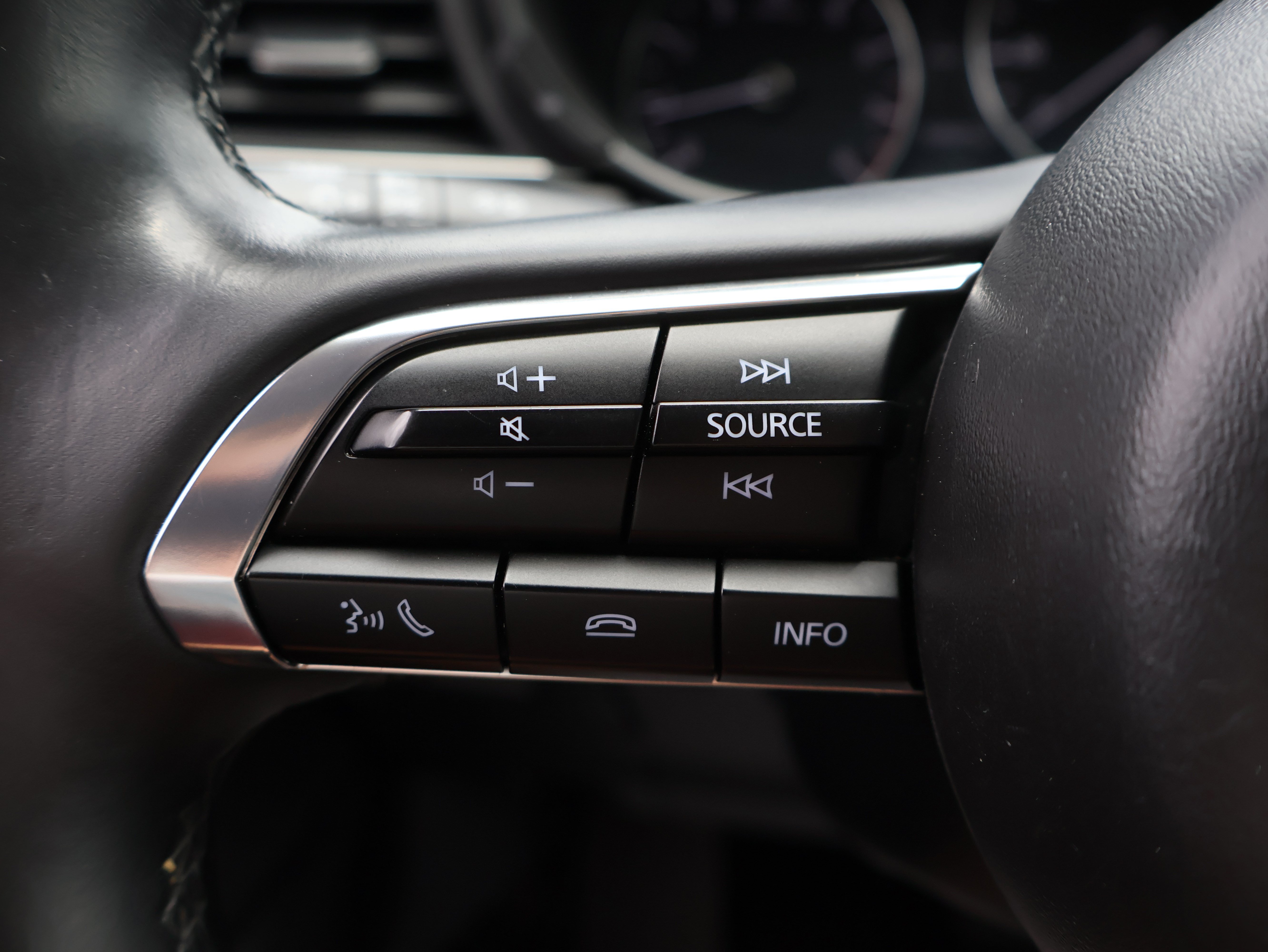 Used 2024 MAZDA CX-30 AWD 2.5 S w/ Select Sport Pkg image 36