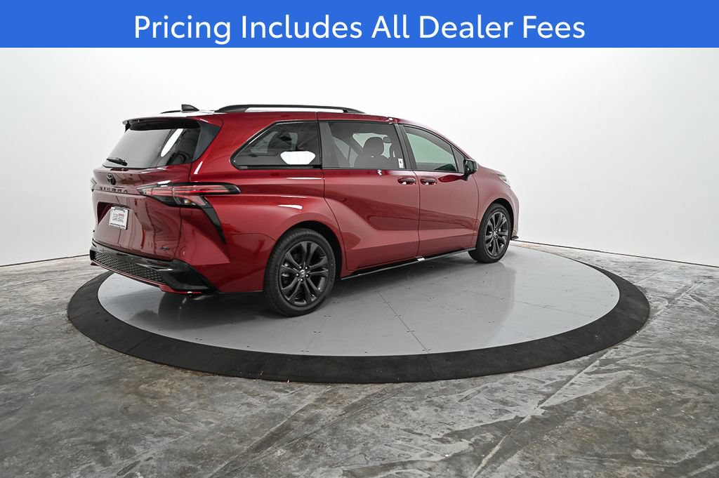 New 2026 Toyota Sienna XSE FWD image 6