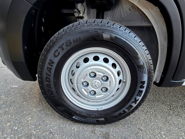 Used 2025 RAM ProMaster 2500 w/ Safety Group FWD image 26