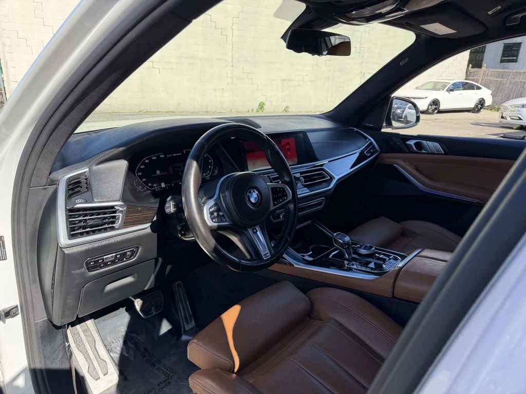 Used 2020 BMW X7 M50i w/ Executive Package AWD/4WD image 24