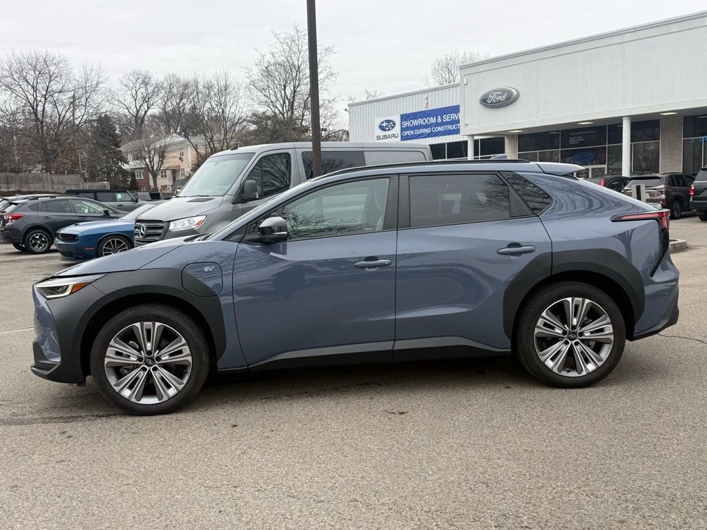 Used 2023 Subaru Solterra Limited image 7