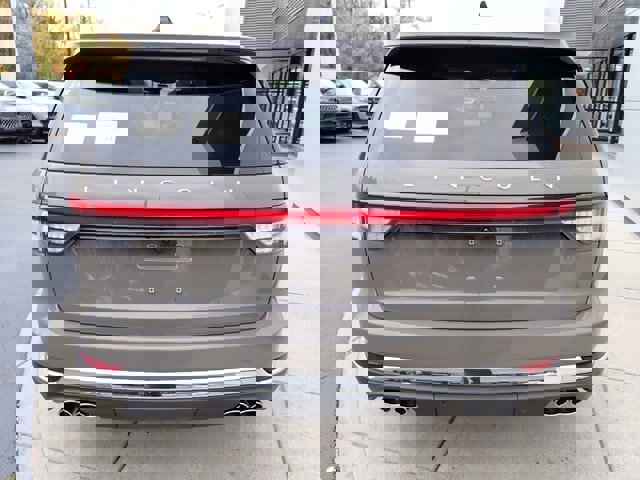 New 2026 Lincoln Aviator Reserve image 4