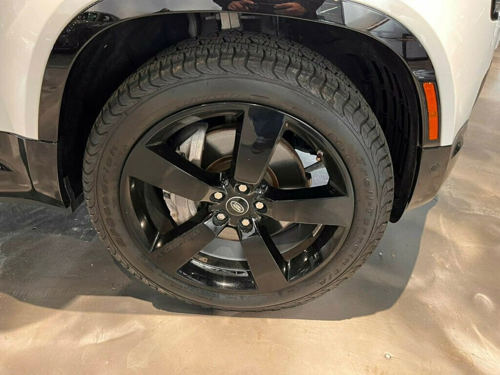 Used 2021 Land Rover Defender 110 X-Dynamic HSE image 10