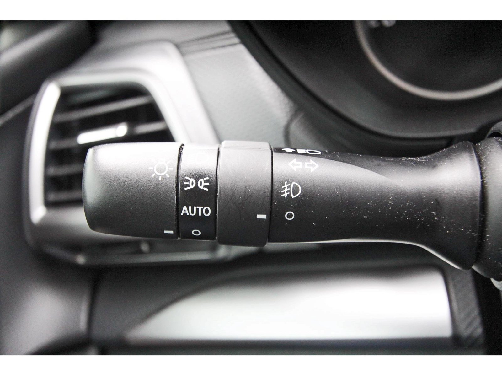 Used 2021 Subaru Forester Premium AWD/4WD image 17