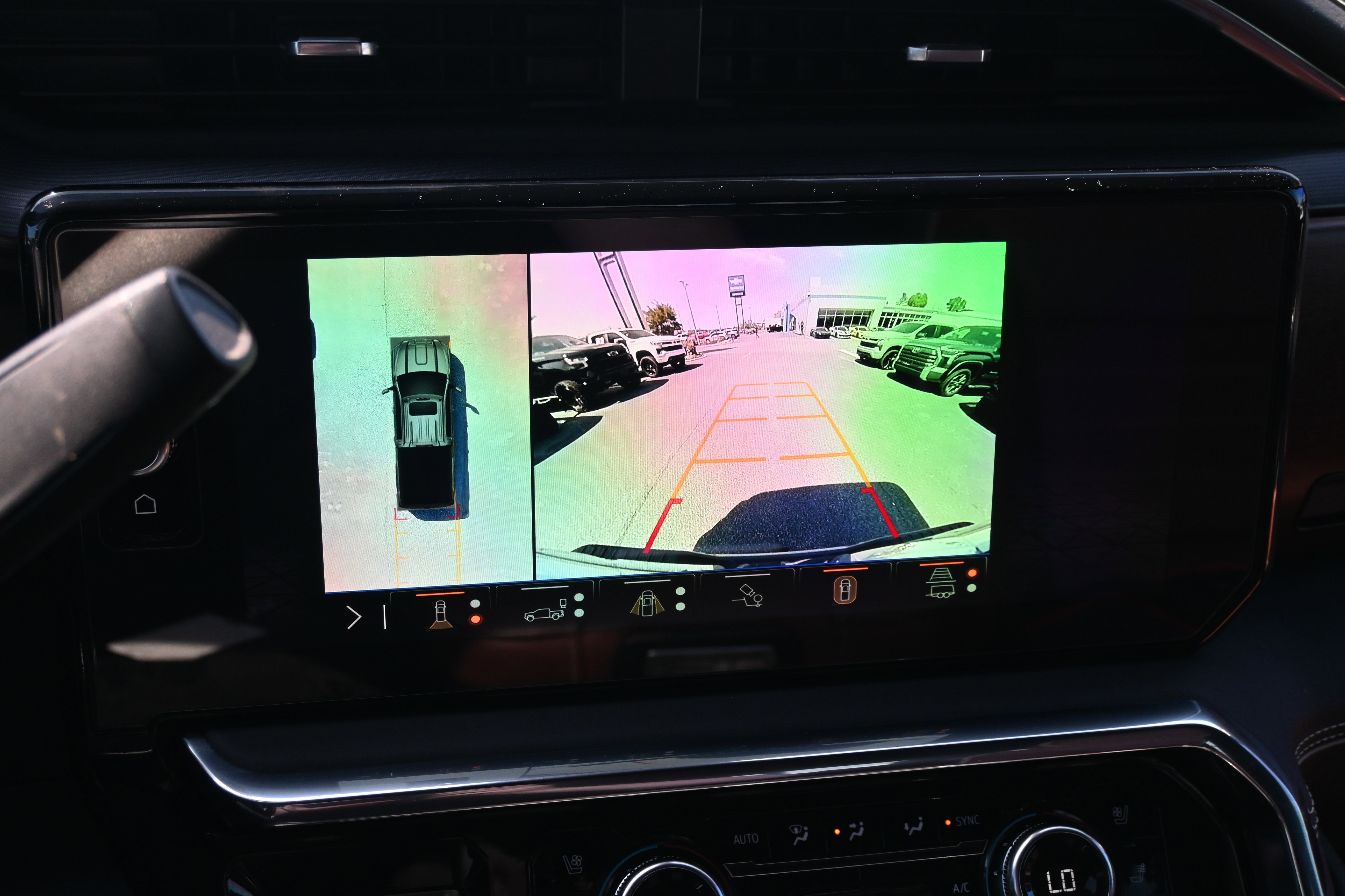 Used 2025 GMC Sierra 2500 Denali Ultimate w/ Max Trailering Package image 15