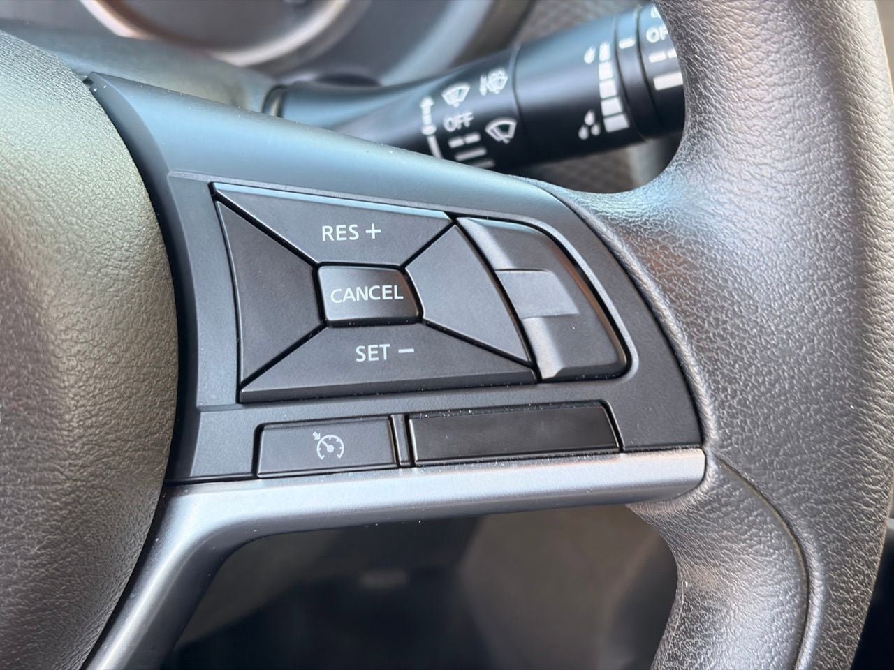 Certified 2021 Nissan Kicks S FWD image 26