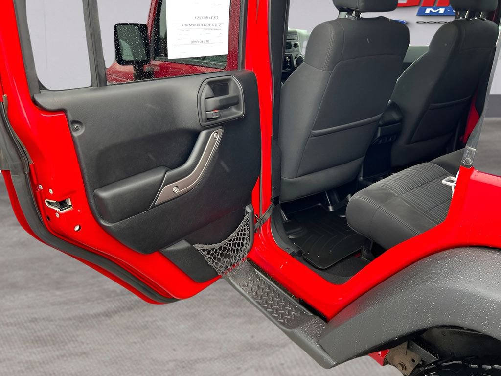 Used 2012 Jeep Wrangler Unlimited Sport image 11