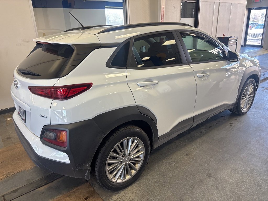 Used 2021 Hyundai Kona SEL w/ Cargo Package image 4