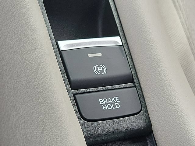 Used 2025 Honda HR-V LX image 25