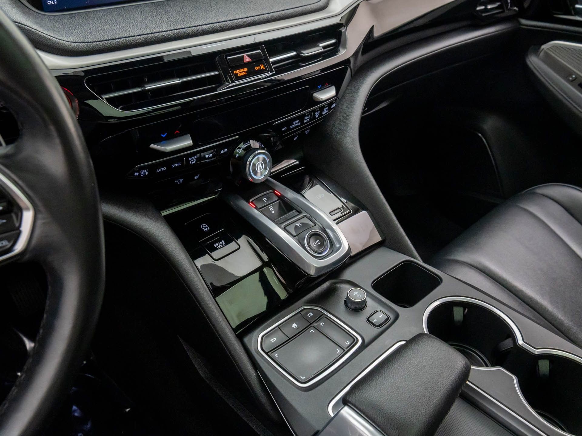 Used 2023 Acura MDX SH-AWD image 13