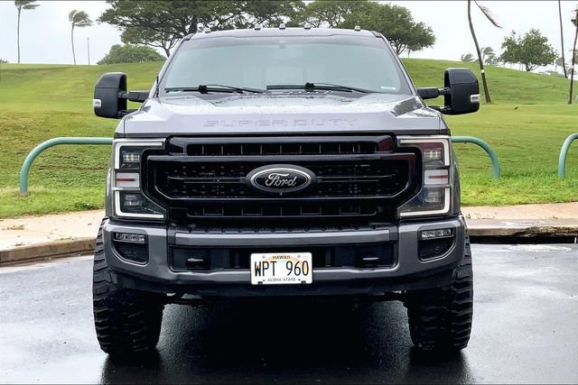 Used 2022 Ford F250 Lariat w/ Black Appearance Package image 3
