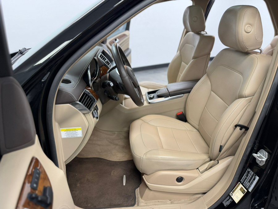Used 2013 Mercedes-Benz ML 550 4MATIC image 35