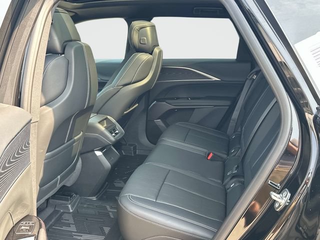 New 2026 Cadillac Lyriq Sport AWD/4WD image 11