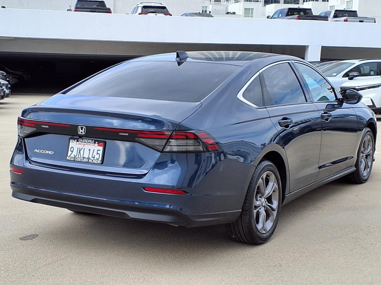 Used 2024 Honda Accord EX image 4