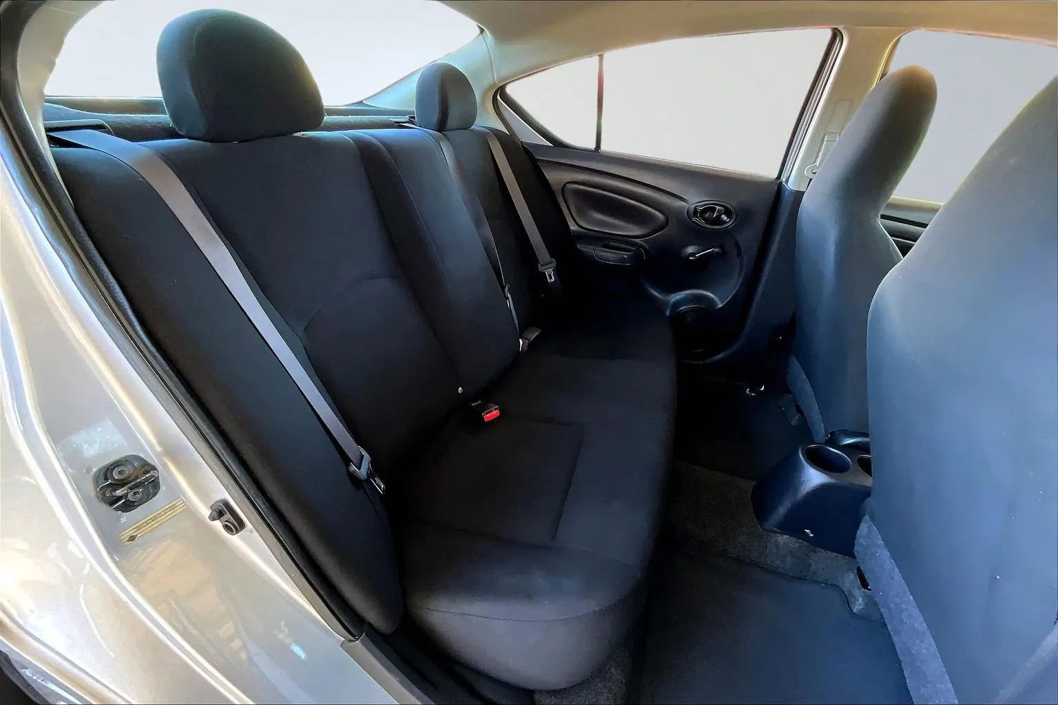 Used 2013 Nissan Versa S Plus image 19