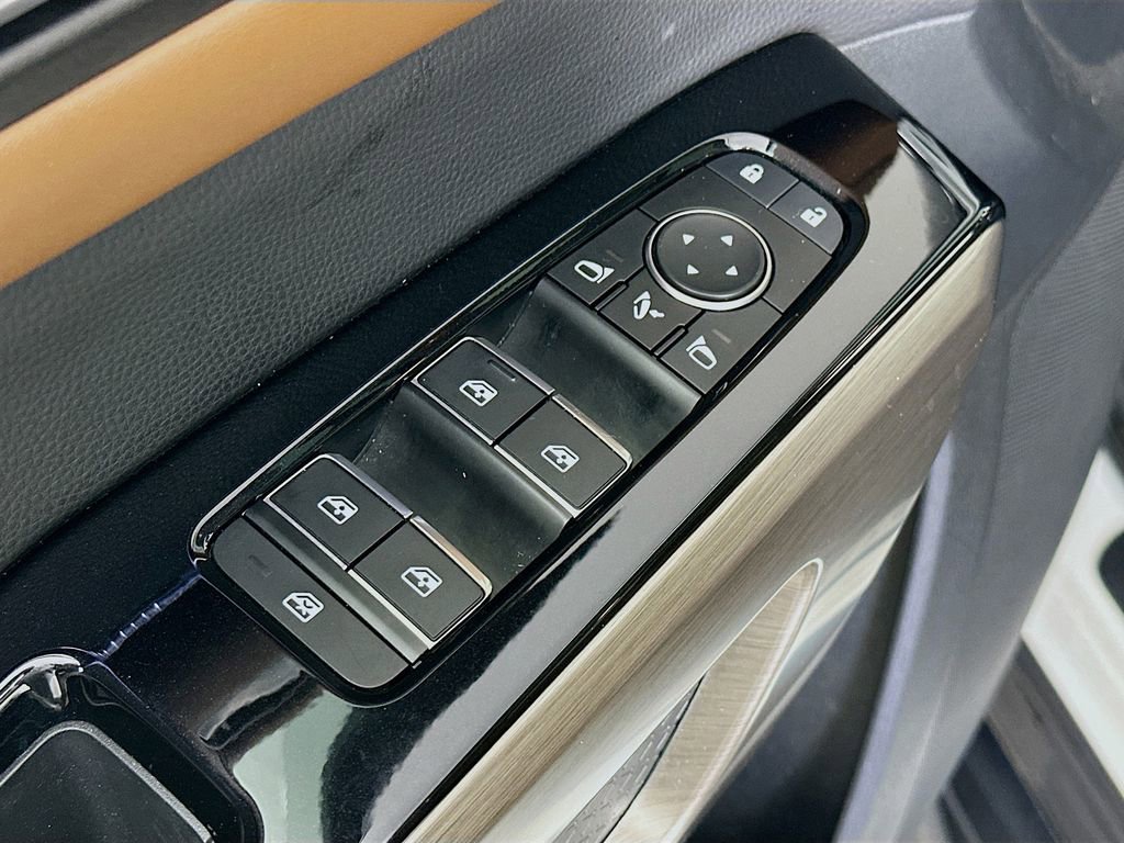 Certified 2023 Nissan Pathfinder Platinum image 26